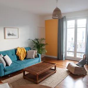 Apartamento Spacieux Avec Balcon Et Parking, Brest